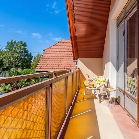 Holiday home Toldi Miklos - Happy *